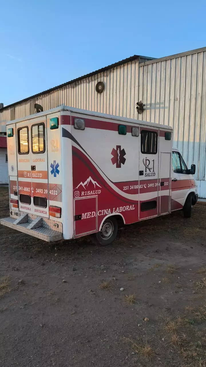 Equipo de R1 Salud realizando un operativo de medicina laboral para empresas